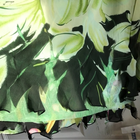 UBU women’s reversible skirt, size small with fringed hem. BNWT. - Picture 3 of 6